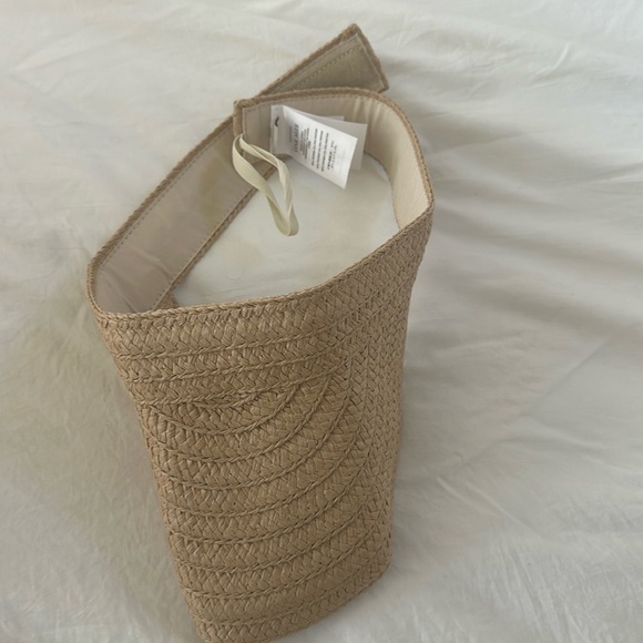 Madewell | Packable Braided Straw Visor - Picture 3 of 4